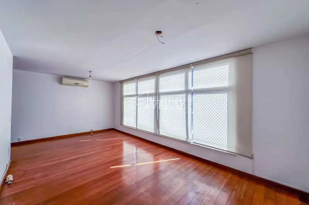 Apartamento, 3 quartos, 140 m² - Foto 1