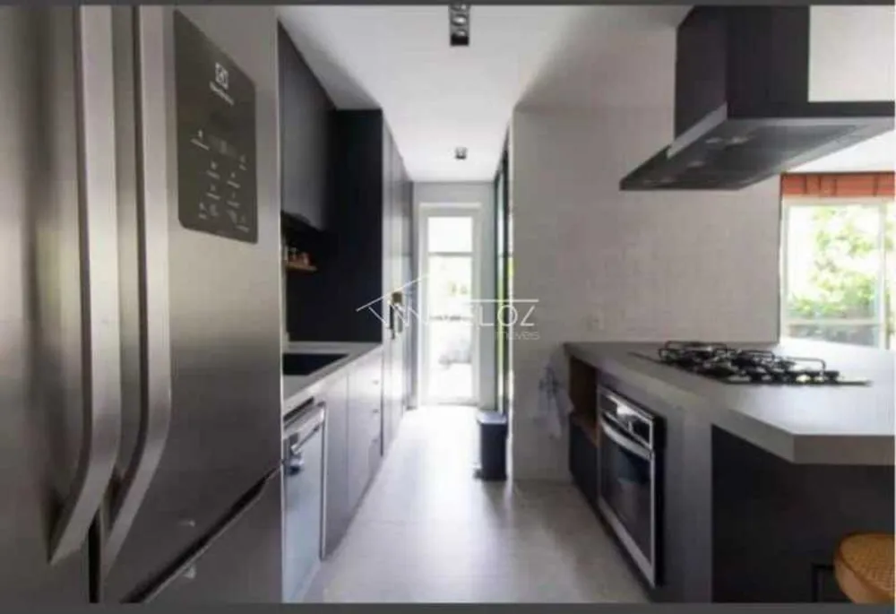 Apartamento, 3 quartos, 166 m² - Foto 1