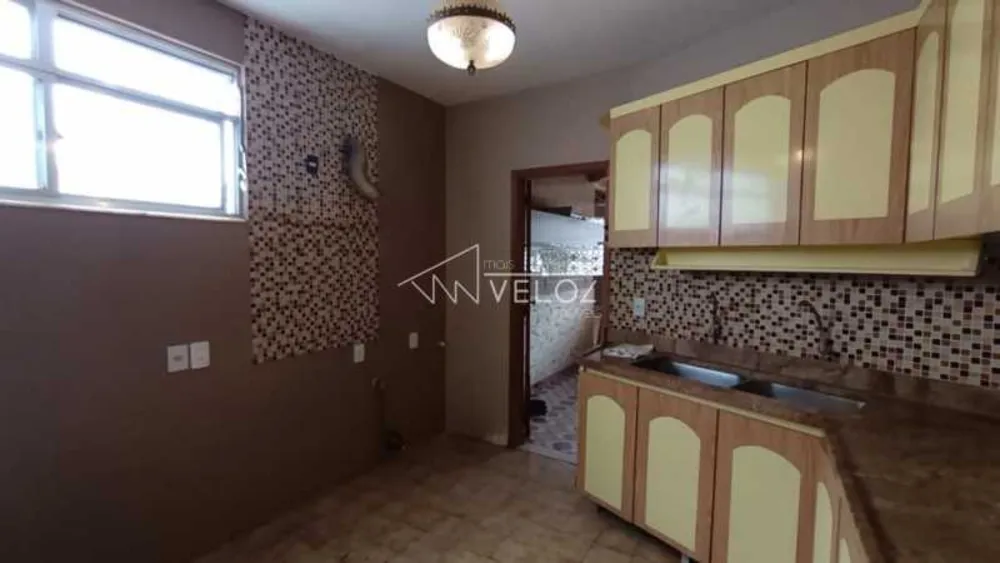 Apartamento, 3 quartos, 224 m² - Foto 1
