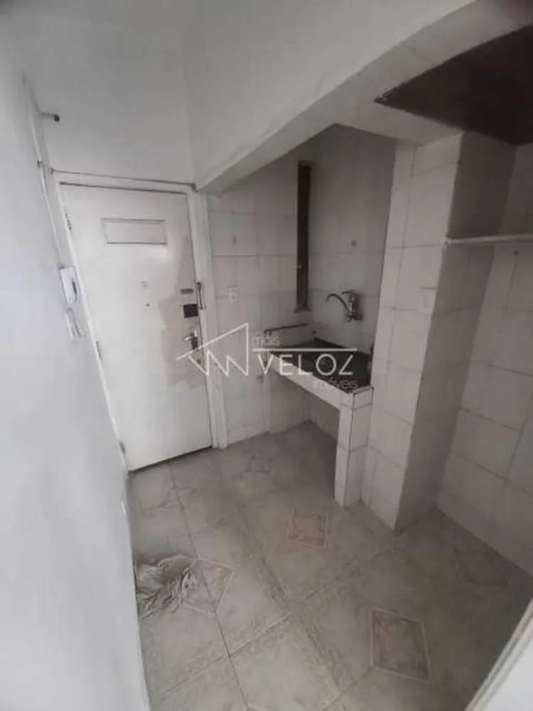Apartamento, 1 quarto, 32 m² - Foto 2