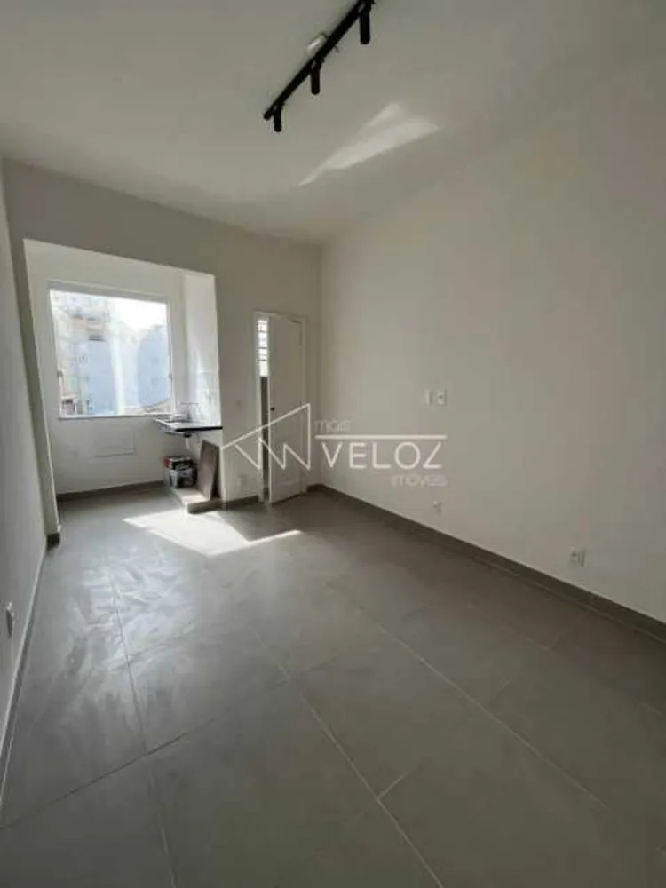 Apartamento, 1 quarto, 21 m² - Foto 2