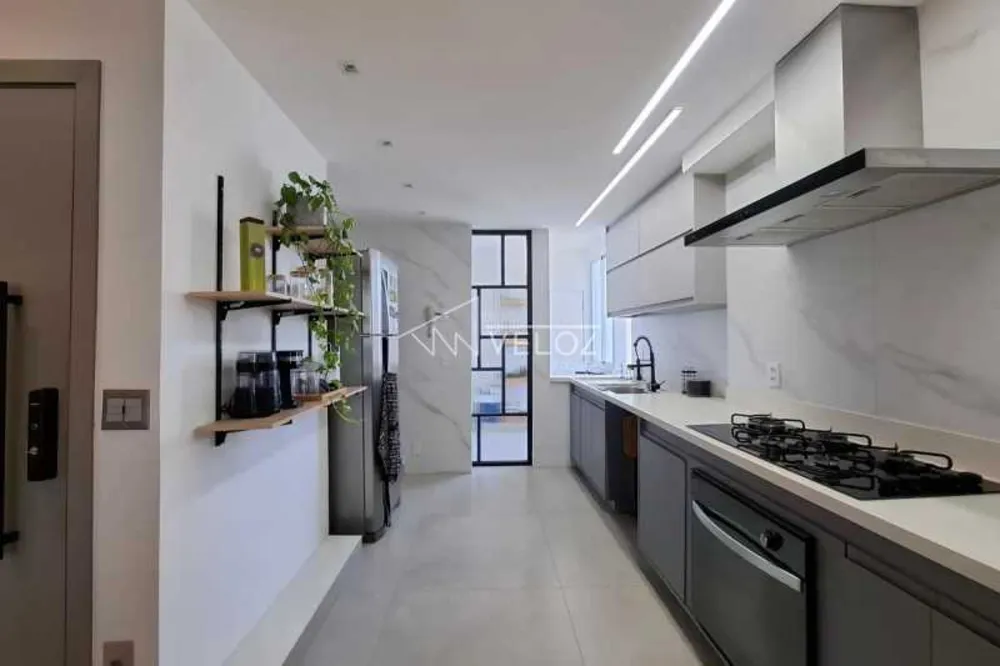 Apartamento, 1 quarto, 89 m² - Foto 1
