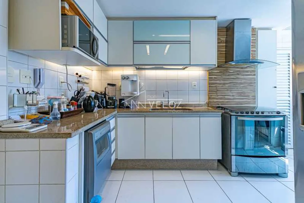 Apartamento, 3 quartos, 181 m² - Foto 1