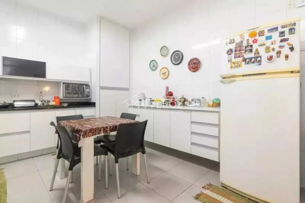 Apartamento, 3 quartos, 230 m² - Foto 12