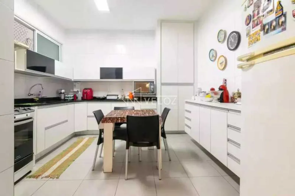 Apartamento, 3 quartos, 230 m² - Foto 26
