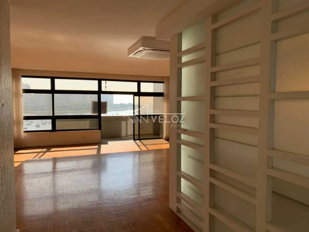 Apartamento, 3 quartos, 215 m² - Foto 11