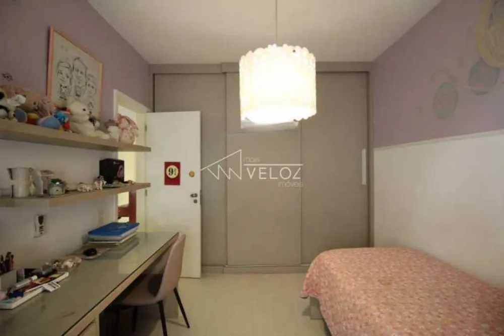 Apartamento, 4 quartos, 215 m² - Foto 1