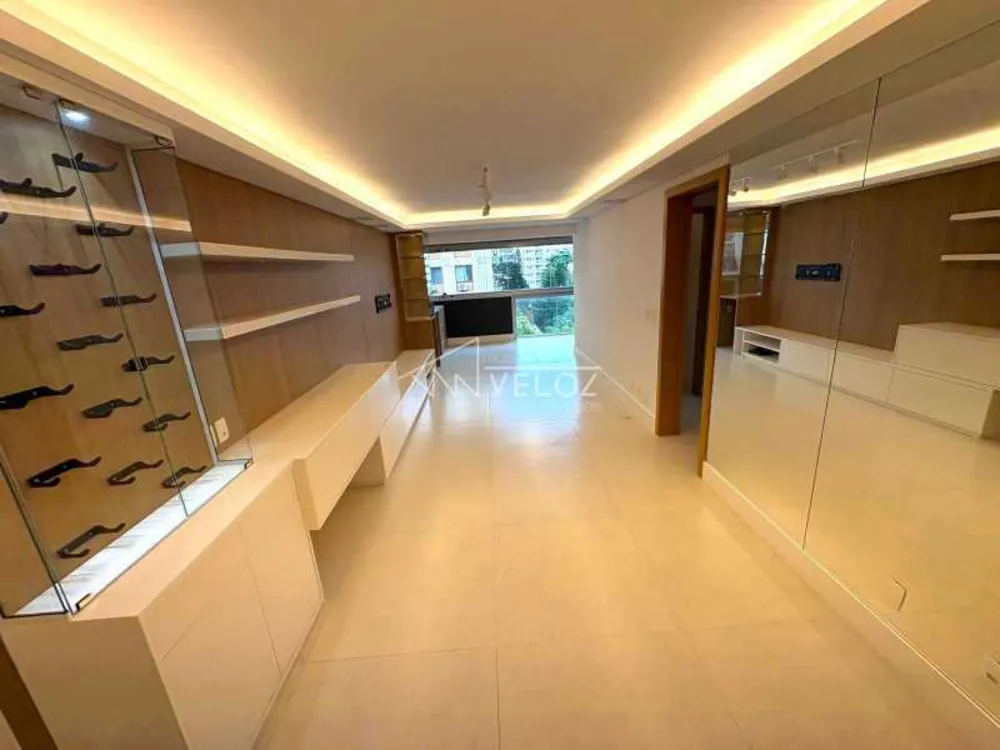 Apartamento, 3 quartos, 129 m² - Foto 2
