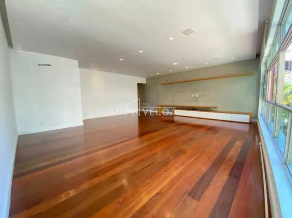 Apartamento, 3 quartos, 160 m² - Foto 2