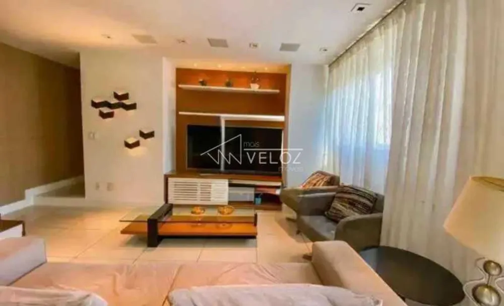 Cobertura, 3 quartos, 247 m² - Foto 10