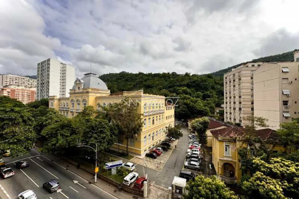 Apartamento, 3 quartos, 139 m² - Foto 1
