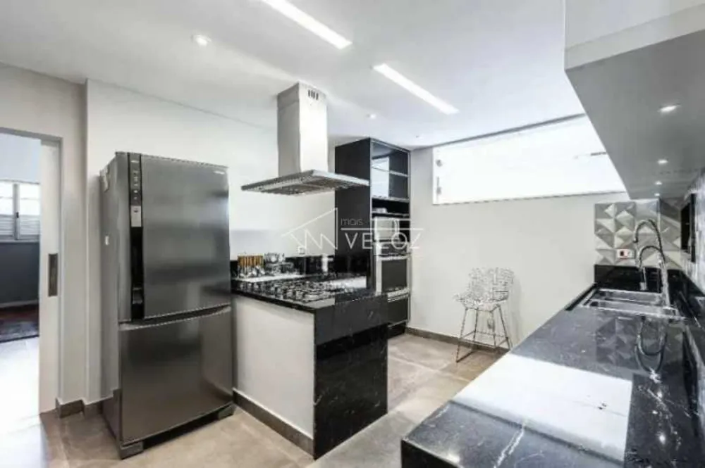 Apartamento, 4 quartos, 204 m² - Foto 1