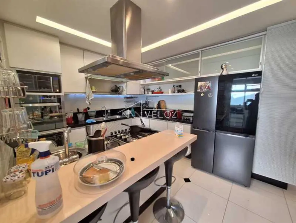 Apartamento, 4 quartos, 232 m² - Foto 1