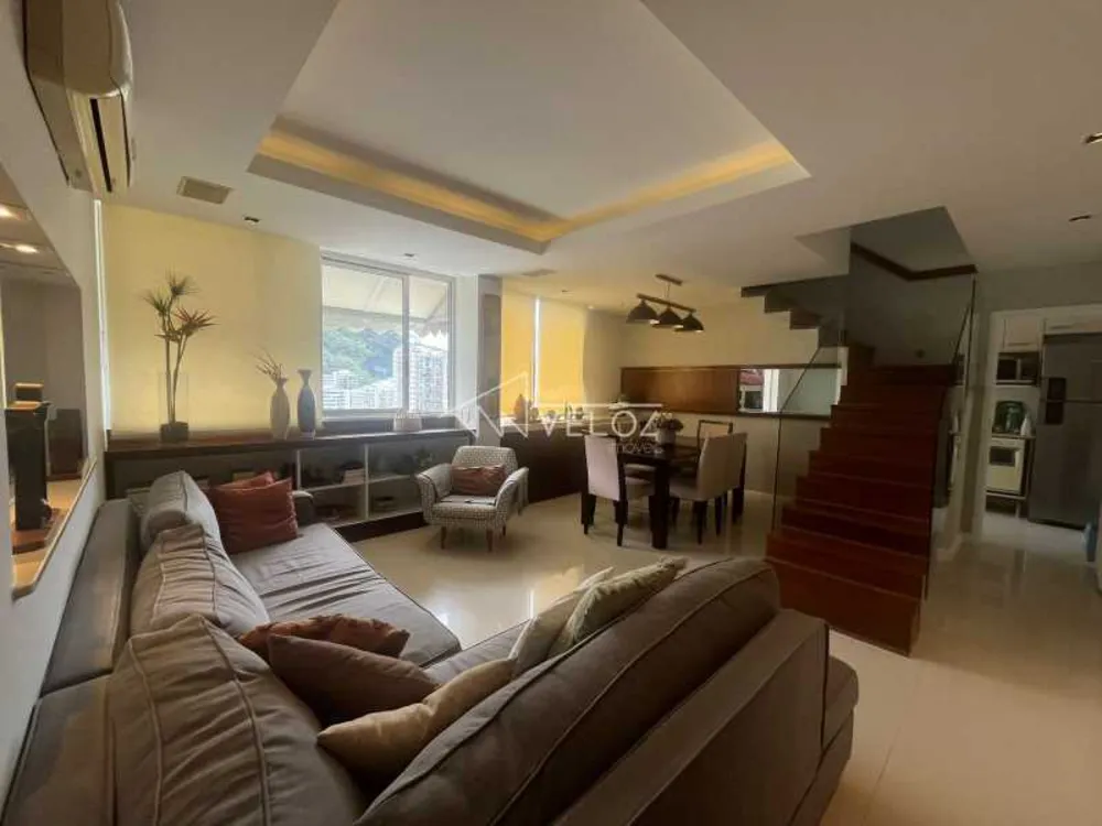 Cobertura, 3 quartos, 220 m² - Foto 13