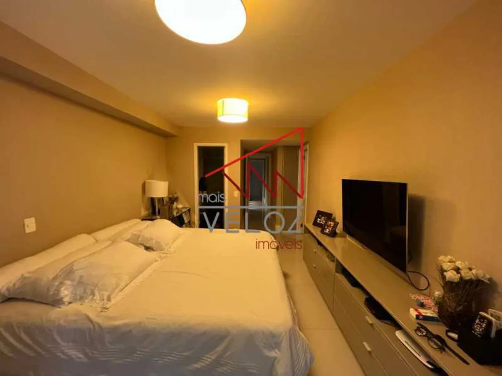 Apartamento, 4 quartos, 221 m² - Foto 13