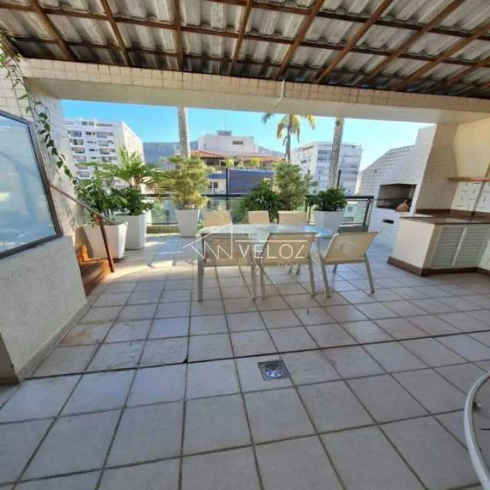 Cobertura, 3 quartos, 228 m² - Foto 1