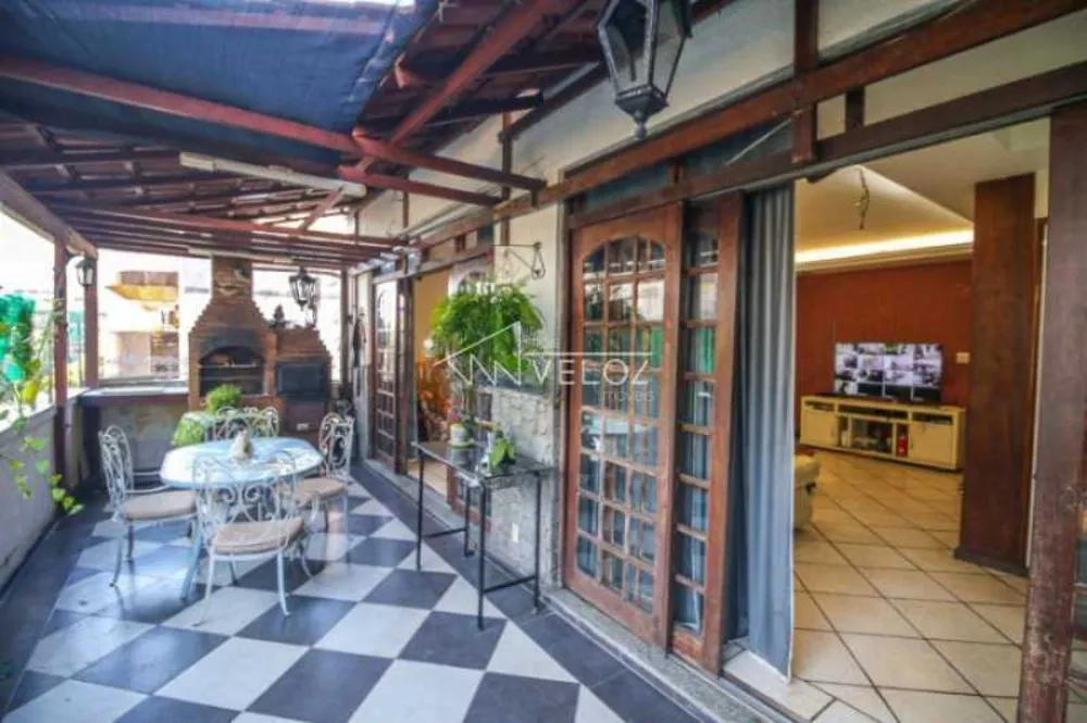 Cobertura, 4 quartos, 236 m² - Foto 2