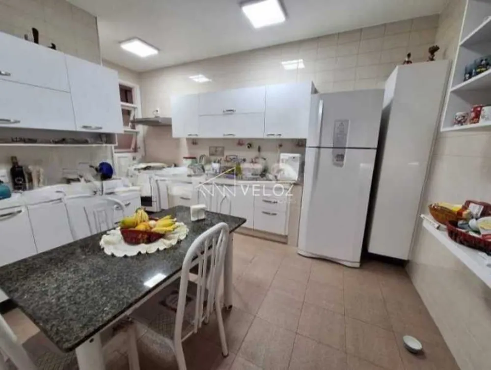 Apartamento, 4 quartos, 221 m² - Foto 12