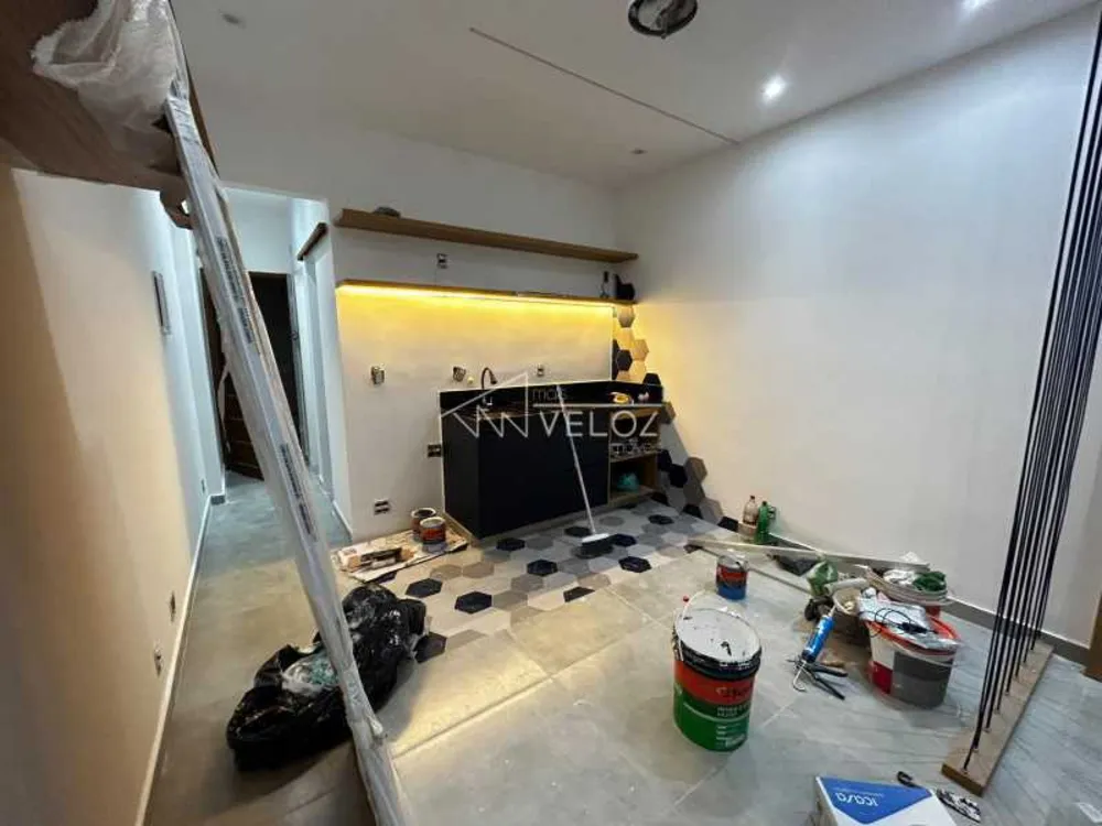 Apartamento, 1 quarto, 27 m² - Foto 1