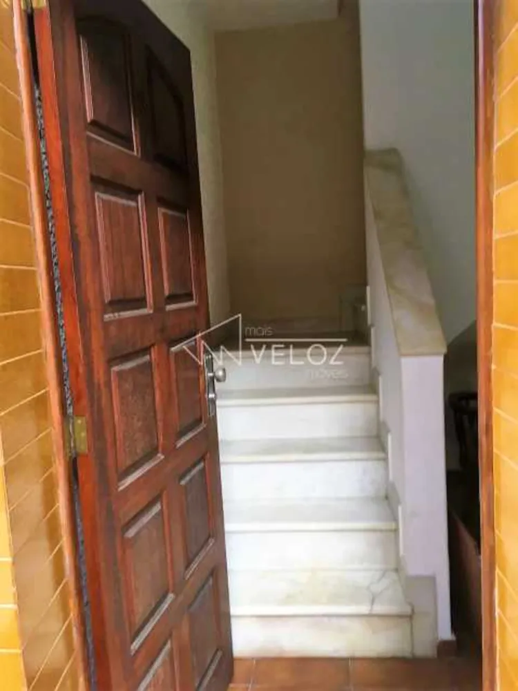 Apartamento, 5 quartos, 240 m² - Foto 1