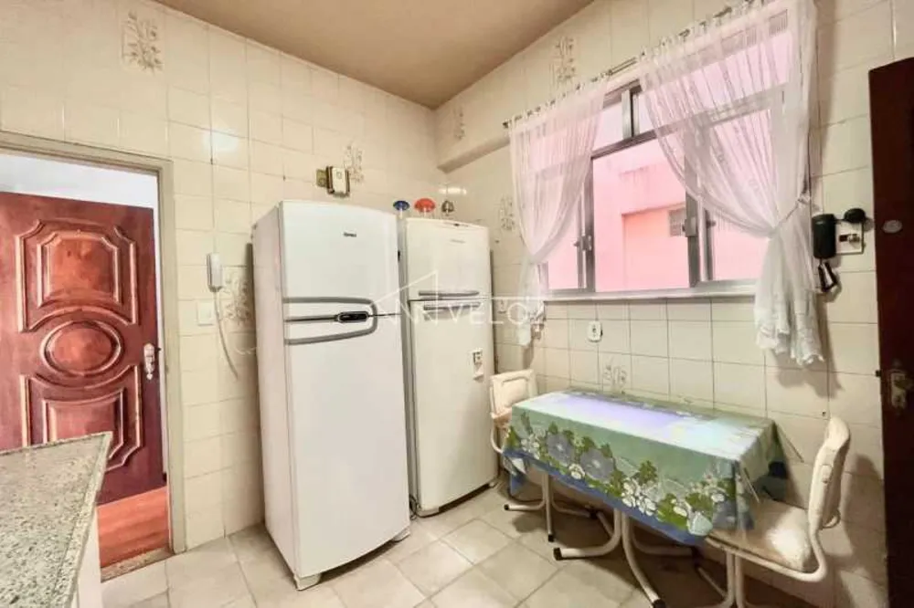 Apartamento, 3 quartos, 140 m² - Foto 2