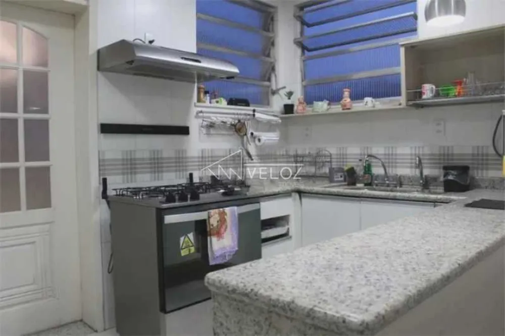 Apartamento, 4 quartos, 220 m² - Foto 1