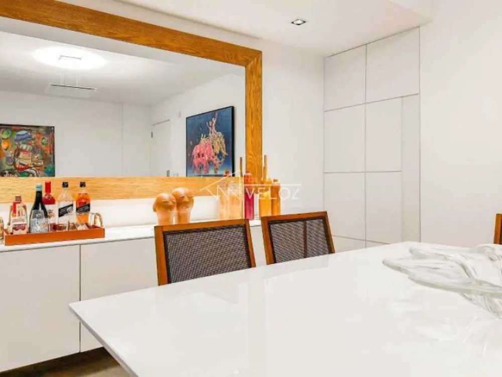 Apartamento, 3 quartos, 228 m² - Foto 1
