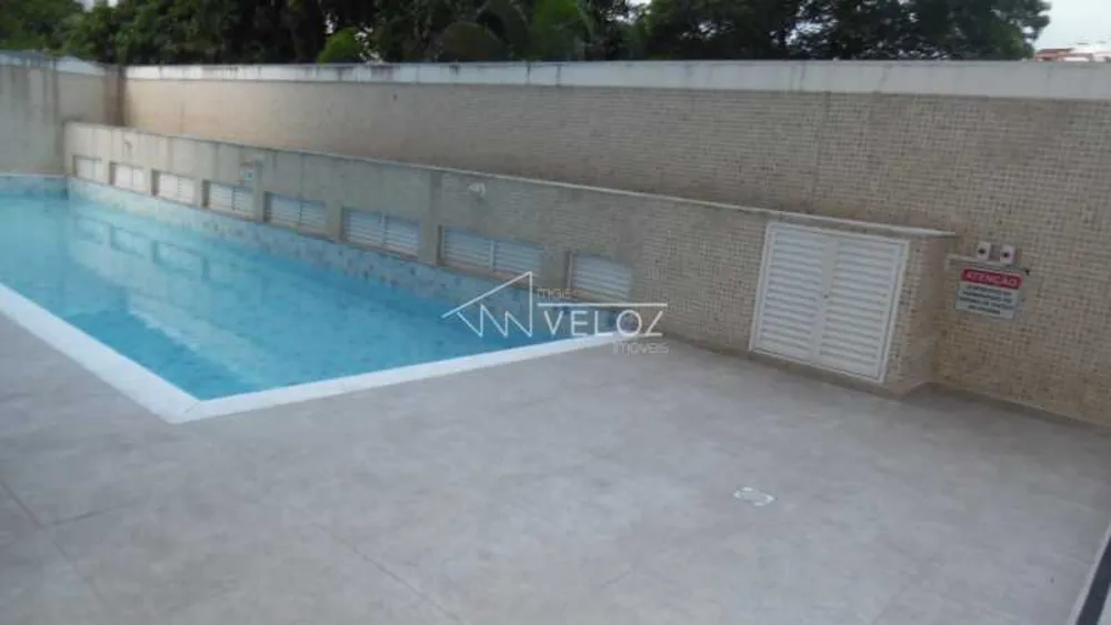 Apartamento, 3 quartos, 221 m² - Foto 1