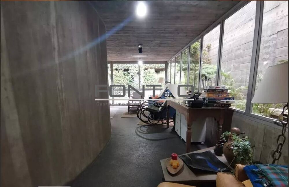 Casa, 5 quartos, 298 m² - Foto 1