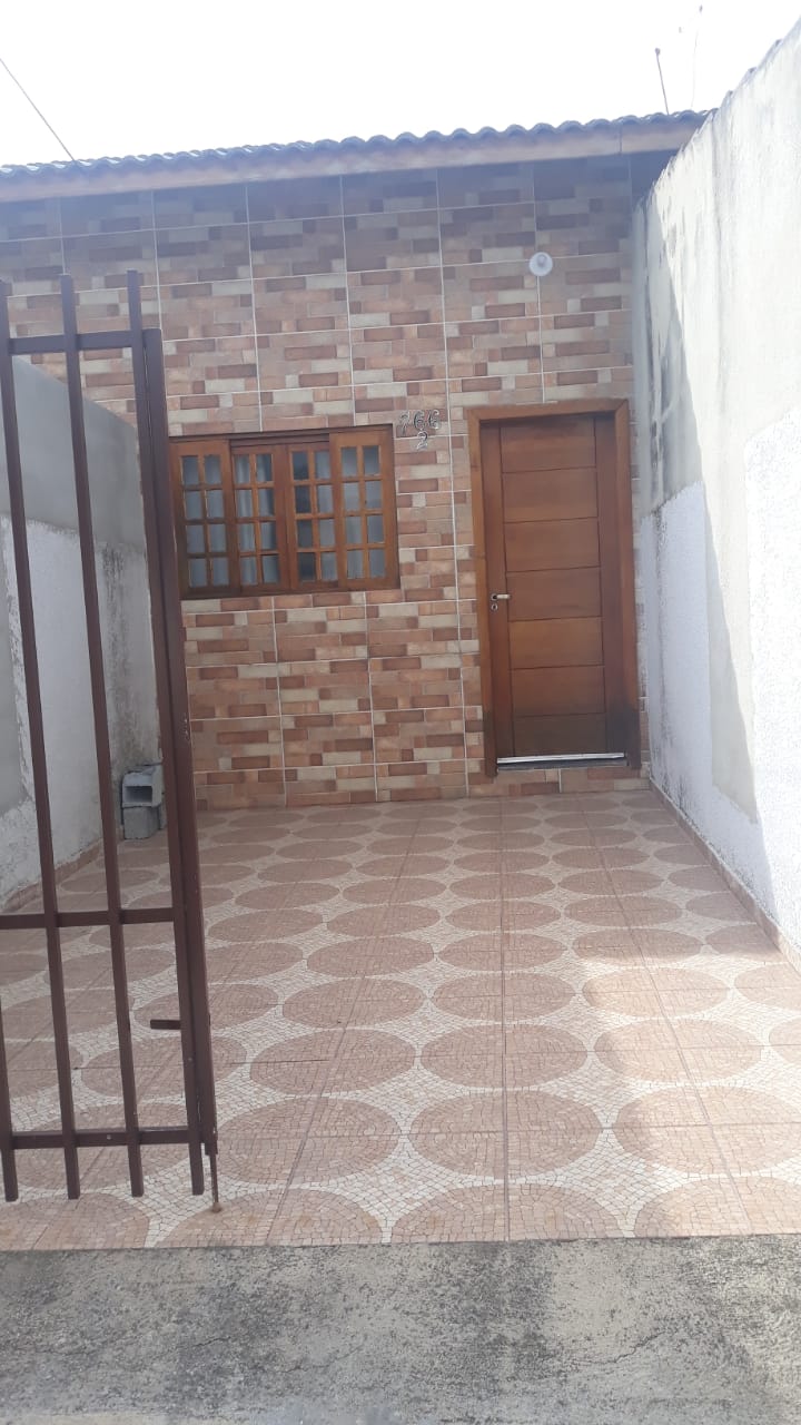 Casa à venda com 2 quartos, 80m² - Foto 3