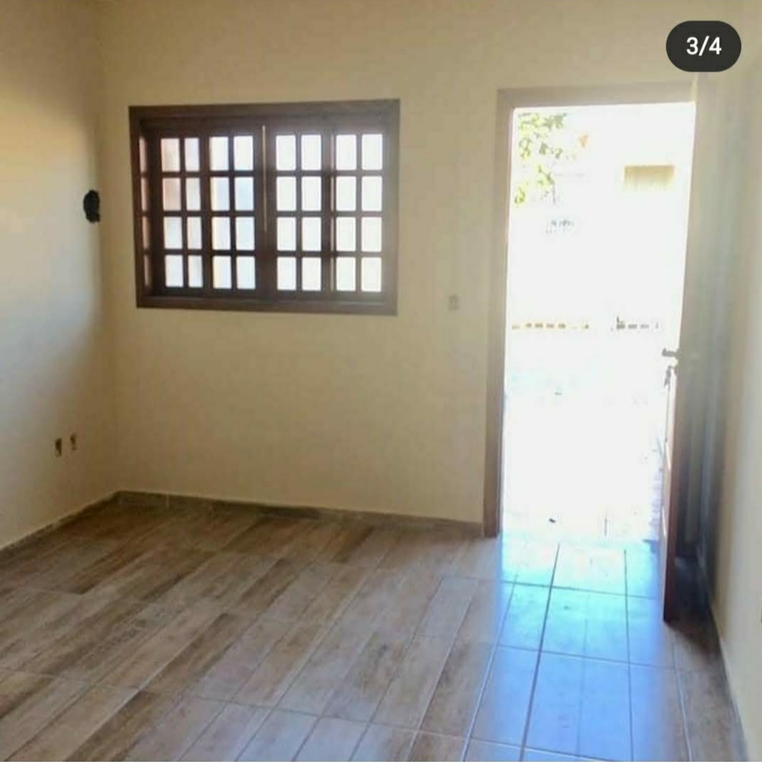 Casa à venda com 2 quartos, 80m² - Foto 5