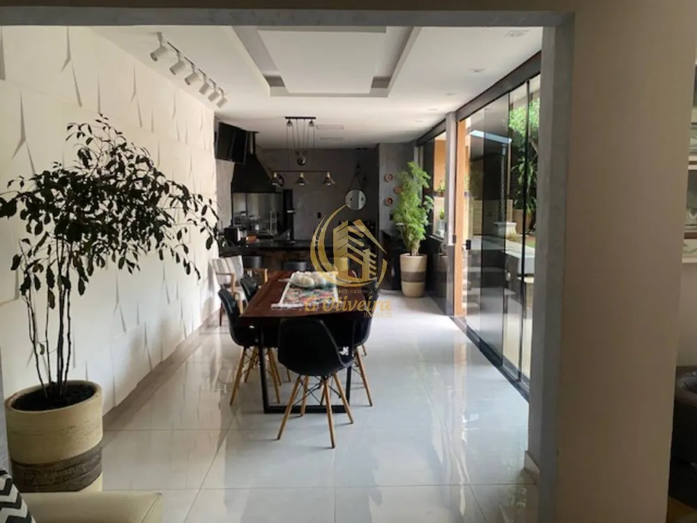 Sobrado, 4 quartos, 190 m² - Foto 5