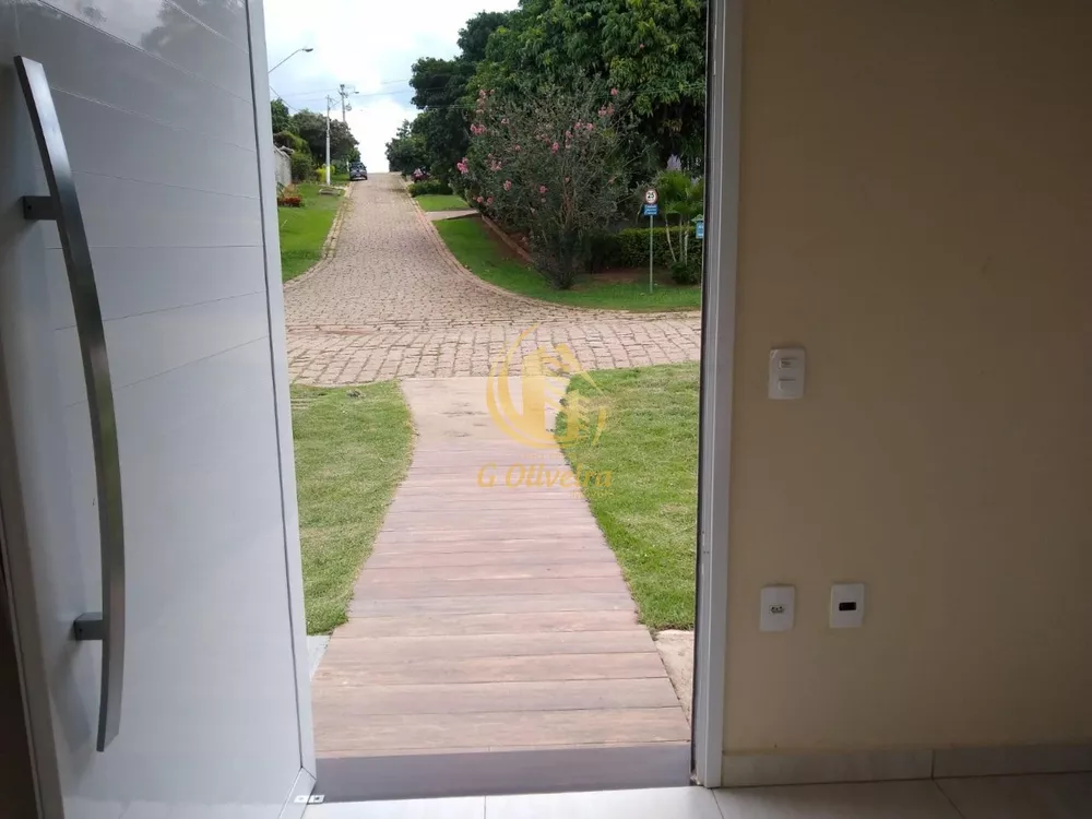 Casa, 3 quartos, 241 m² - Foto 2