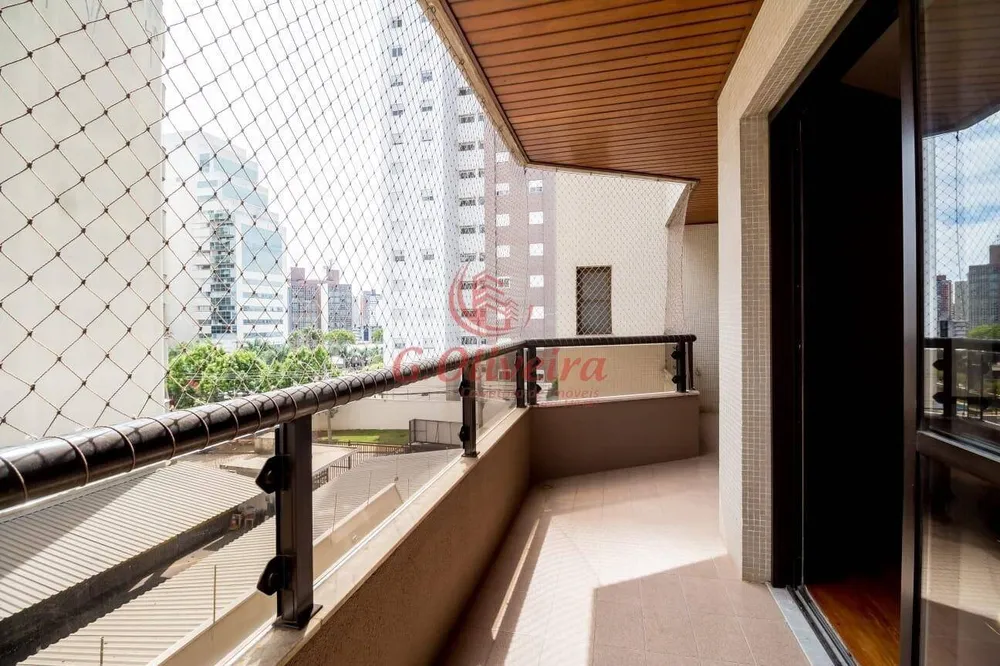 Apartamento, 3 quartos, 216 m² - Foto 3