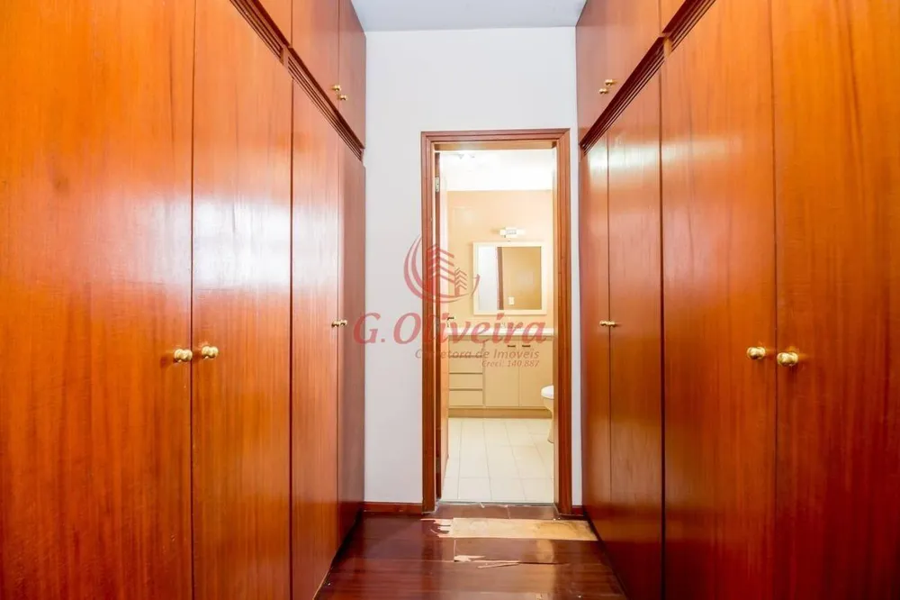 Apartamento, 3 quartos, 216 m² - Foto 11
