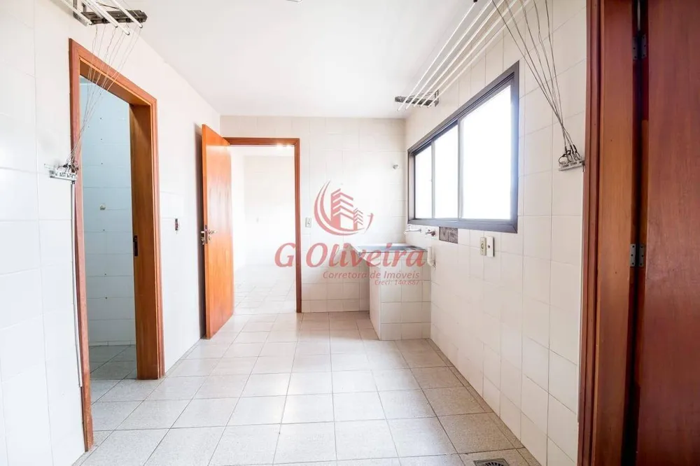 Apartamento, 3 quartos, 216 m² - Foto 9