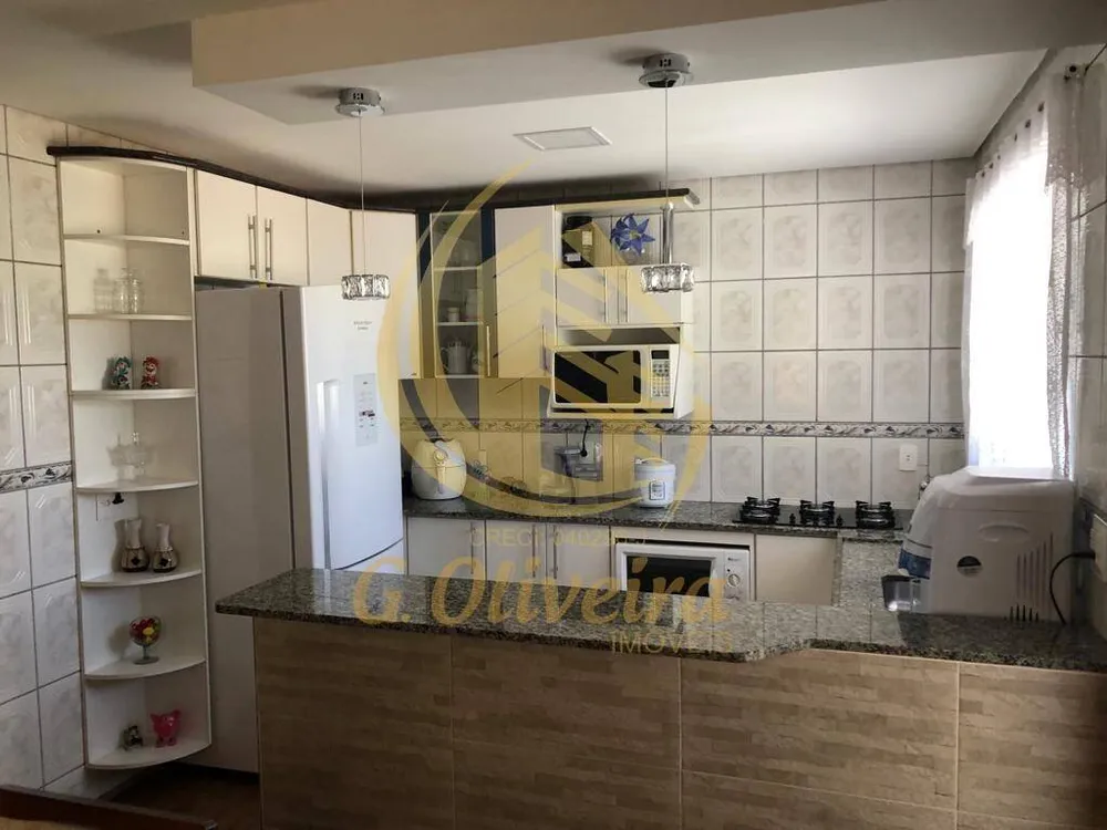 Casa, 2 quartos, 205 m² - Foto 2