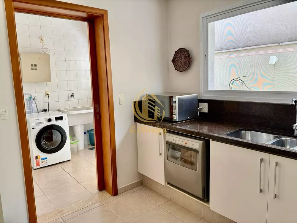 Sobrado, 3 quartos, 372 m² - Foto 2