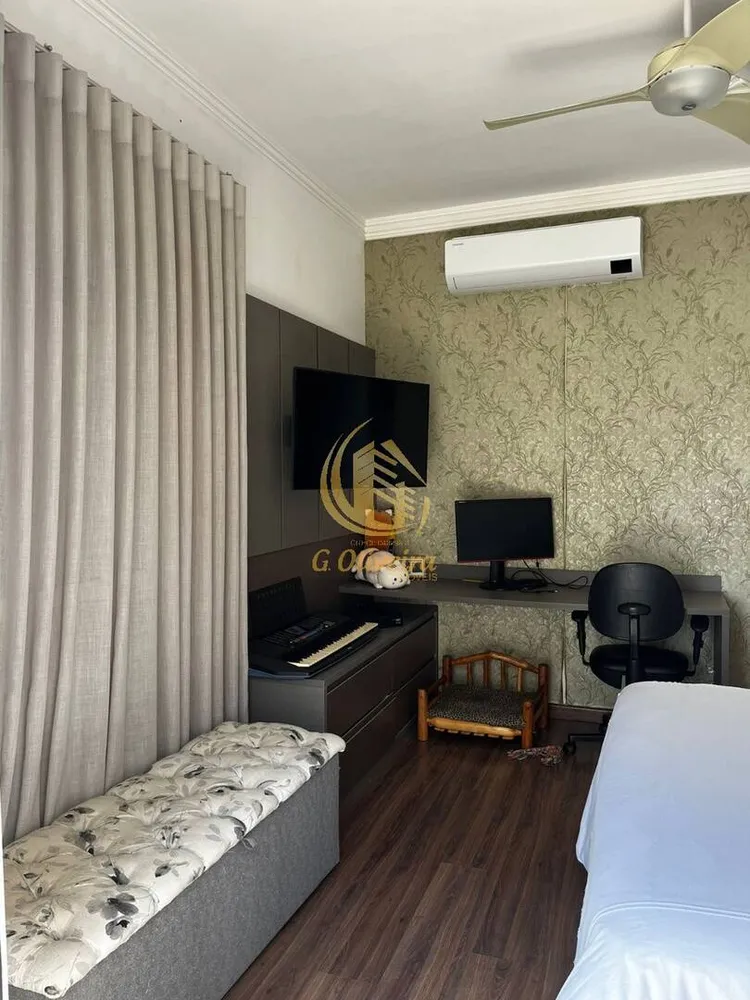 Sobrado, 3 quartos, 272 m² - Foto 11