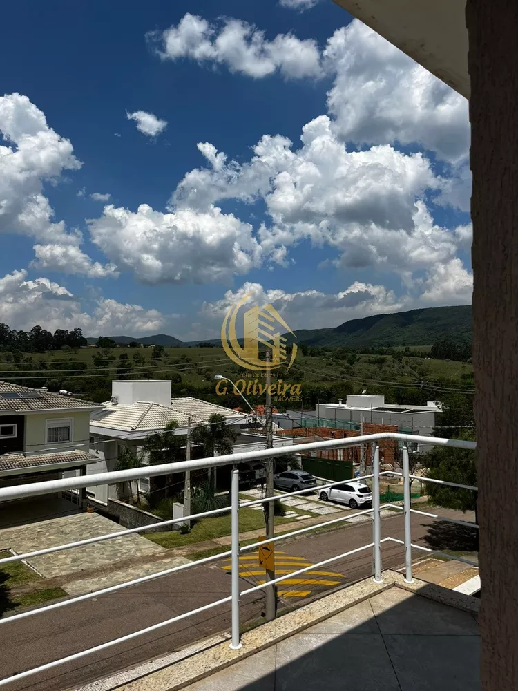 Sobrado, 3 quartos, 272 m² - Foto 1