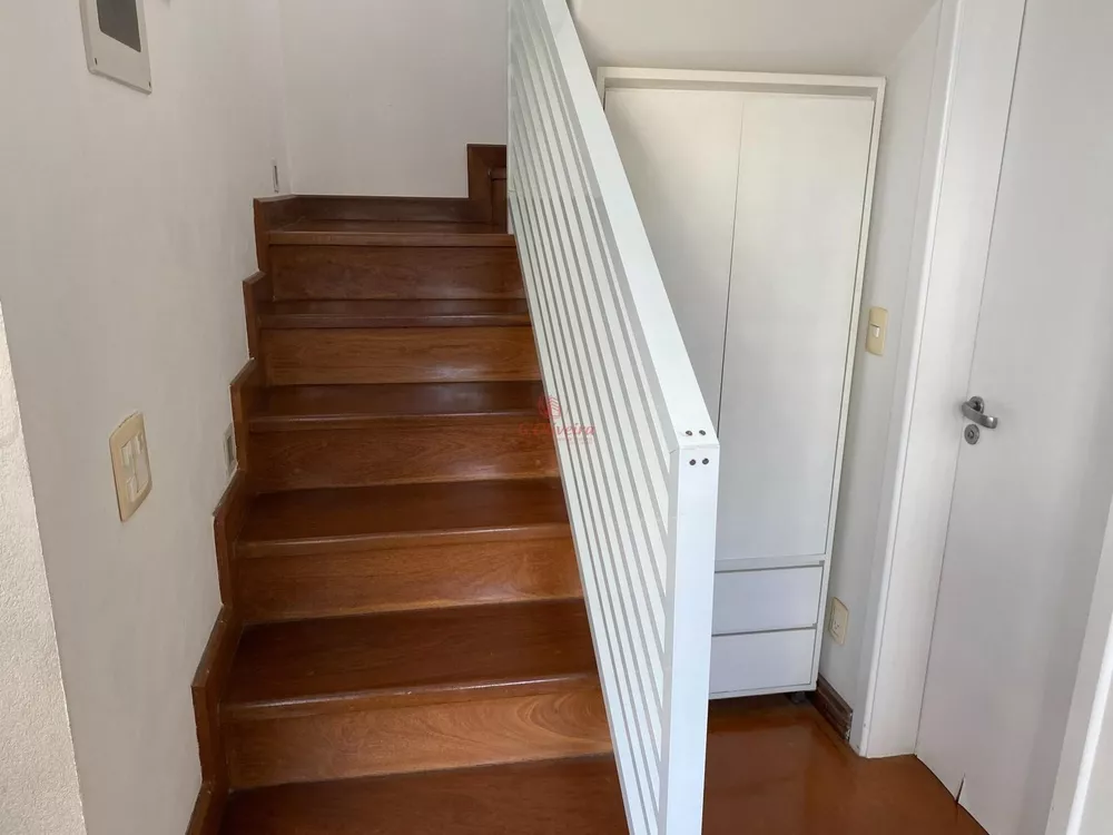 Sobrado, 4 quartos, 304 m² - Foto 1