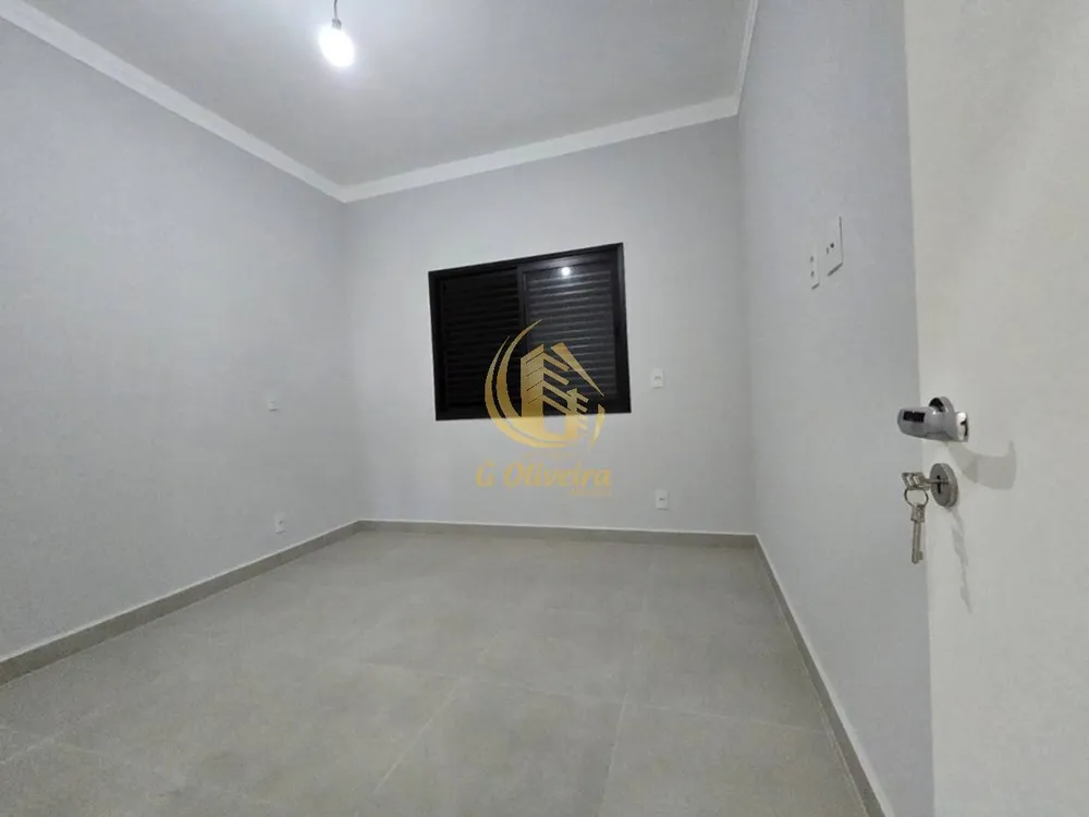 Casa, 3 quartos, 240 m² - Foto 2