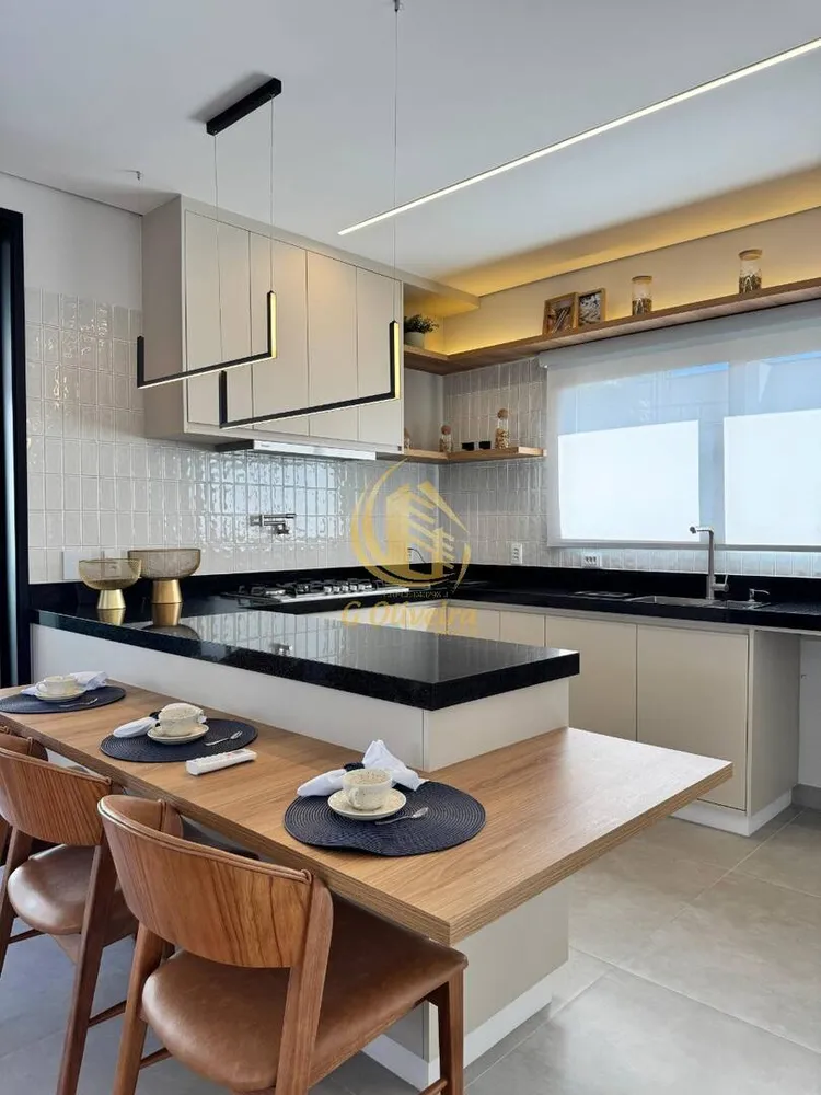 Sobrado, 4 quartos, 377 m² - Foto 10
