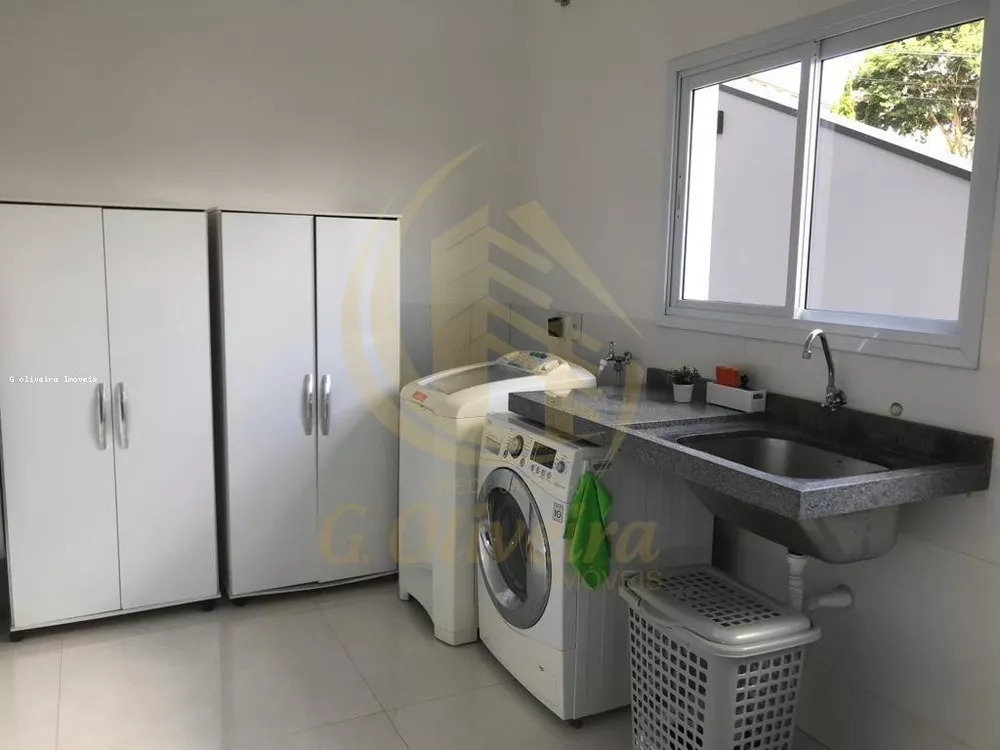 Sobrado, 4 quartos, 341 m² - Foto 1