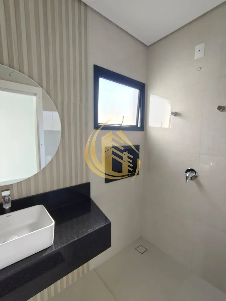 Sobrado, 3 quartos, 239 m² - Foto 3