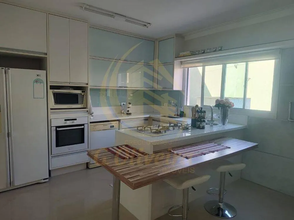 Sobrado, 3 quartos, 244 m² - Foto 6