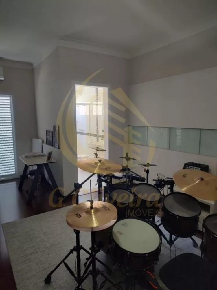 Sobrado, 3 quartos, 244 m² - Foto 3