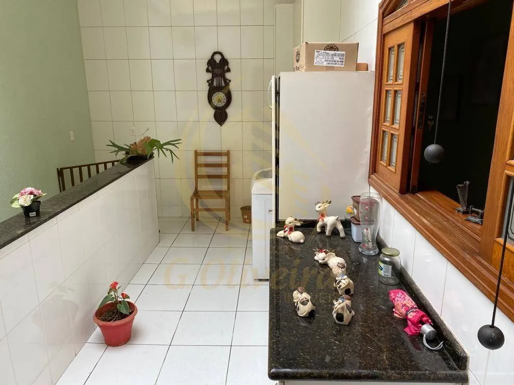 Casa, 3 quartos, 295 m² - Foto 4