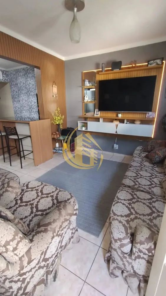Casa, 4 quartos, 85 m² - Foto 1