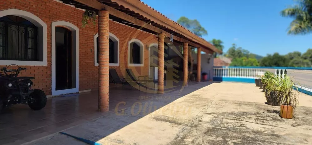 Sítio, 3 quartos, 3000 m² - Foto 1